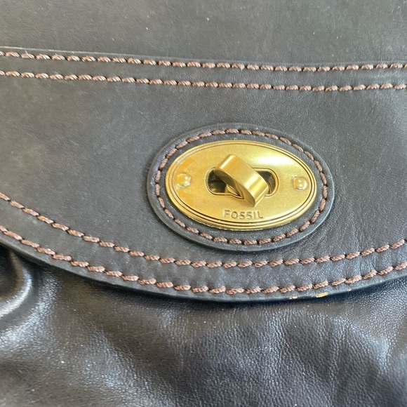 Fossil leather purse - Picture 7 of 13